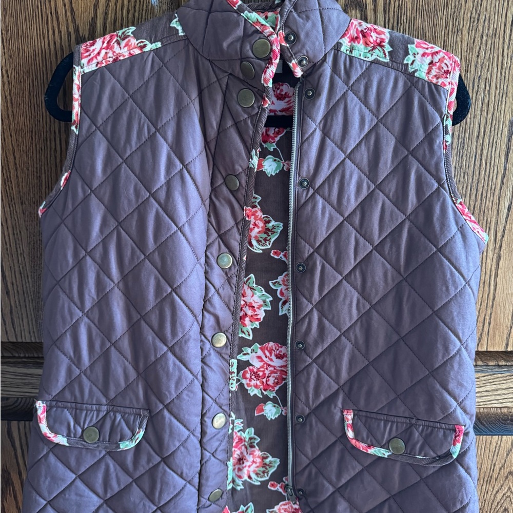 Ladies large Matilda Jane quilted jacket vest